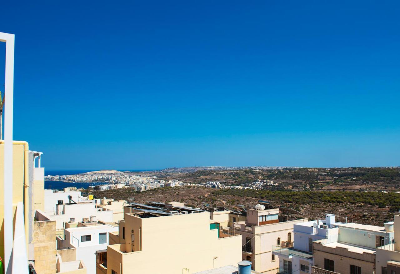 Summer Breeze Apartment With Panoramic Terrace - By Getawaysmalta Mellieħa Kültér fotó