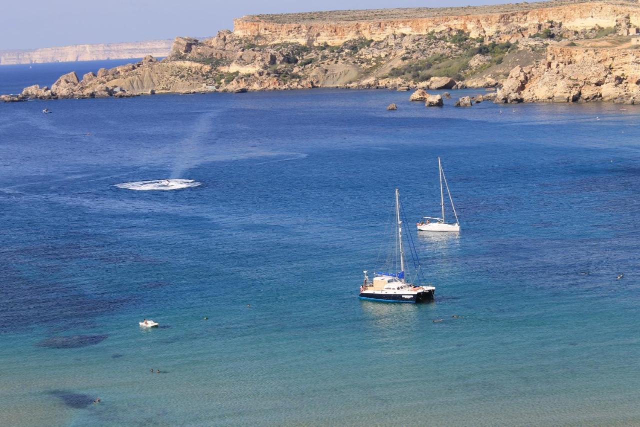 Summer Breeze Apartment With Panoramic Terrace - By Getawaysmalta Mellieħa Kültér fotó